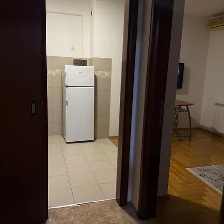 Mayla Apartment *